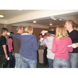 teamshapes_645833797